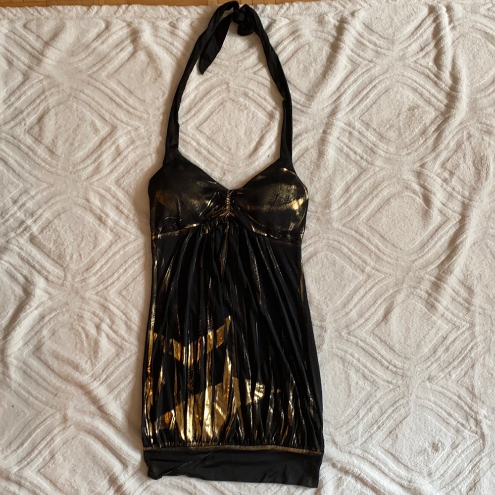 Halter top